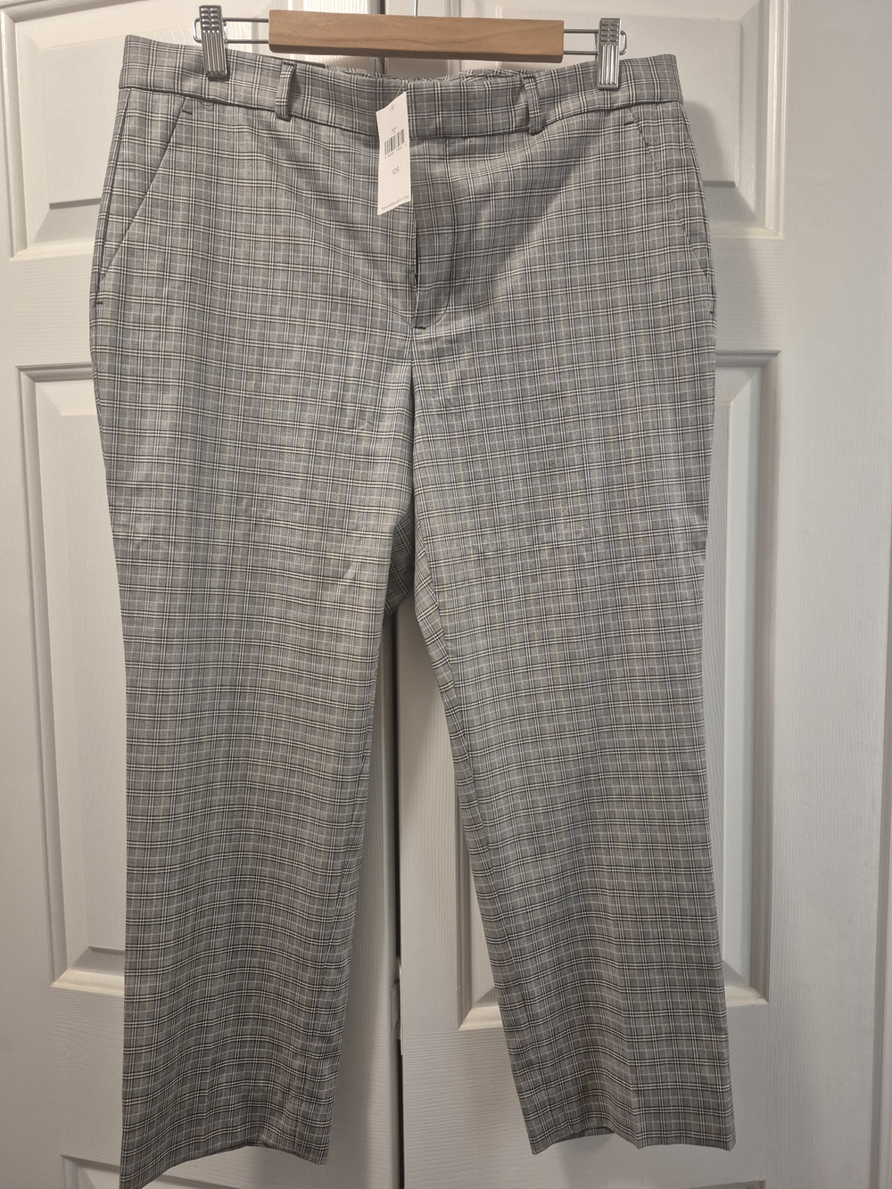 BANANA REPUBLIC NWT Gray Plaid WOMENS Pants, SZ 12 SHORT